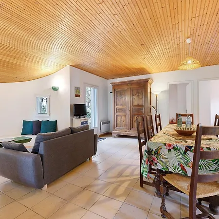Holiday home Les Amourettes